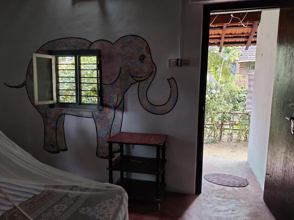 Surya Beach Cafe And Stay Gokarna  Exteriér fotografie